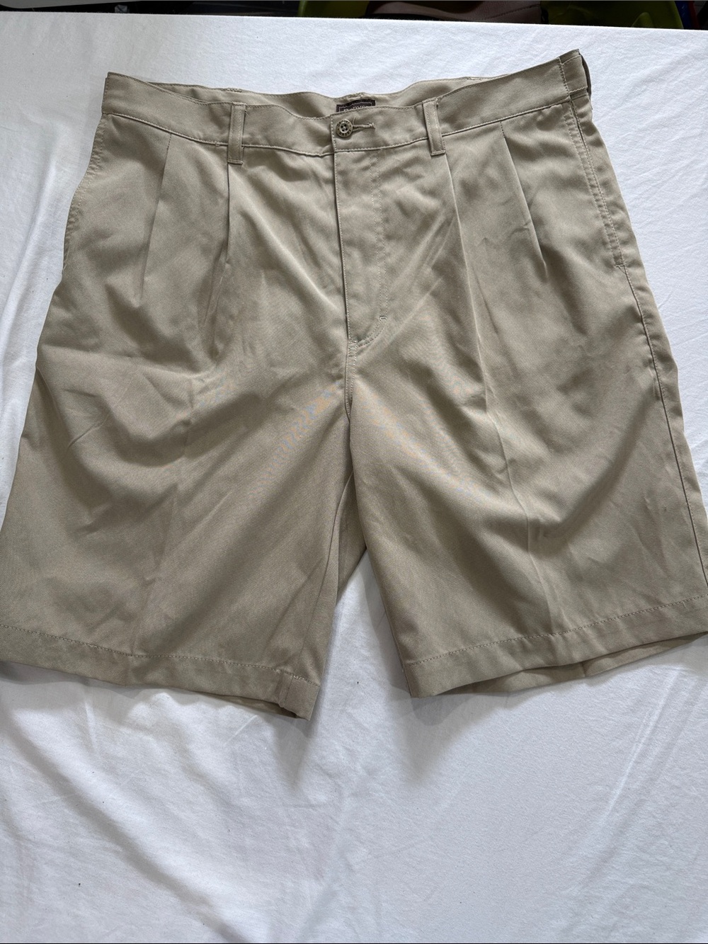 Denver Hayes Men's Pleated Flat Front Khaki Shorts